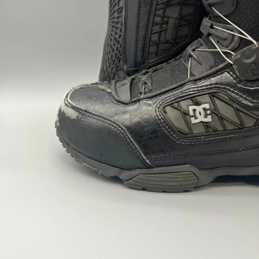 DC Core Allegiance Snowboarding Boots Size 9.5 Mens